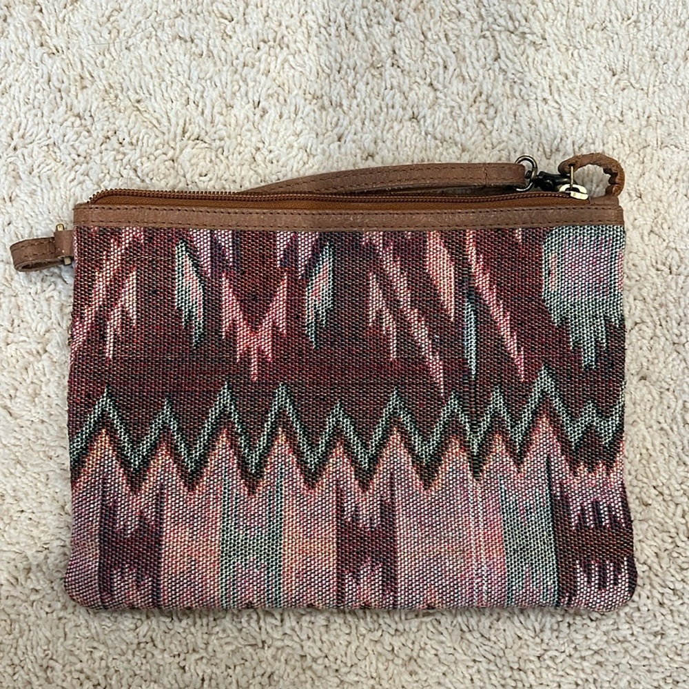 Anabaglish clutch purse